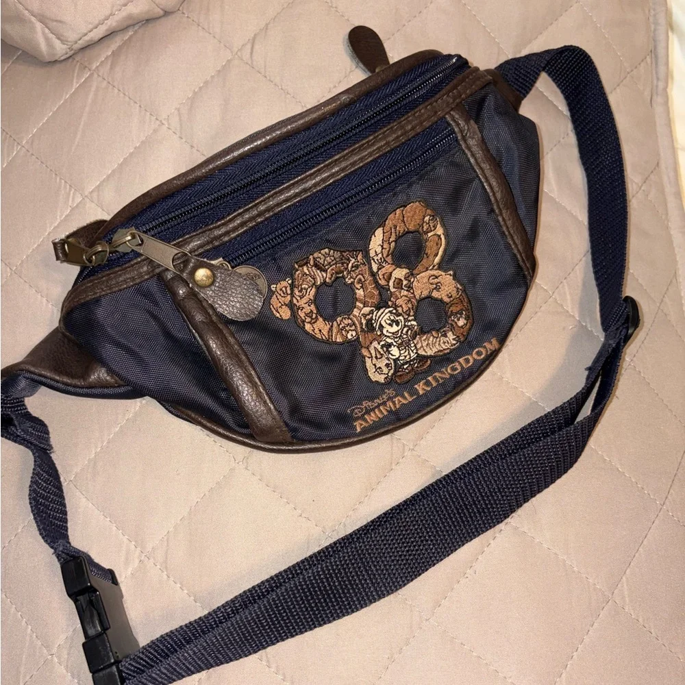 Vintage Disney Animal Kingdom 1998 Belt Bag Fanny Pack Mickey Safari - Picture 1 of 11